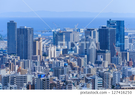 Early summer Kobe cityscape, Harborland area (Chuo Ward, Kobe City, Hyogo Prefecture) 127416250