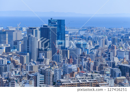 Kobe cityscape in early summer, toward JR Kobe Station (Chuo Ward, Kobe City, Hyogo Prefecture) 127416251