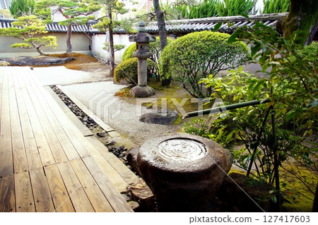 京都府,東寺,關智院,京都市南區九條町長足缽,2022 年 2 月 京都府,東寺,關智院,京都市南區九條町長足缽,2022 年 2 月 127417603