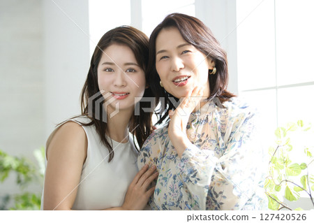 Beauty for women in their 20s and 50s 127420526