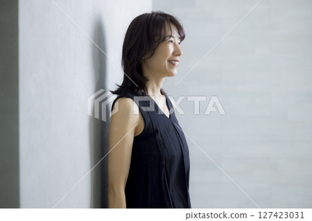 美麗的中年婦女 127423031