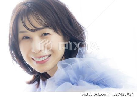 美麗的中年婦女 美麗的中年婦女 127423034