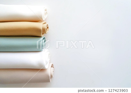 布料、織品、道德商品（生態、再利用、永續、道德消費、白色背景） 127423903