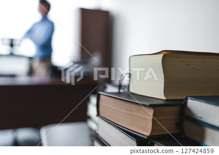 律師事務所書籍 127424859