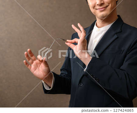 Magic Show 127424865