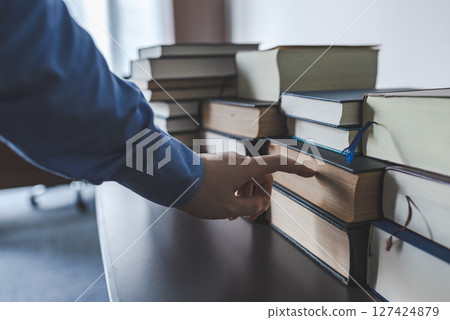 大量專業書籍 127424879