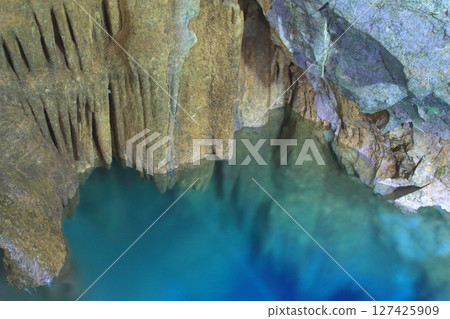 Inatsumi Underwater Cave (Bungo-Ono City) Inatsumi Underwater Cave (Bungo-Ono City) 127425909