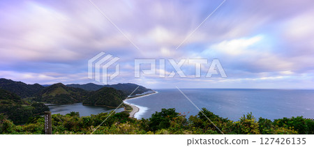 Nagame Beach and the clouds dyed in the morning glow - Koshikijima Island scenery Nagame Beach and the clouds dyed in the morning glow - Koshikijima Island scenery 127426135