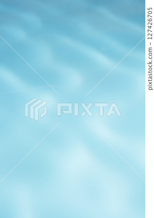 水面圖案營造出的夏日色彩形象 水面圖案營造出的夏日色彩形象 127426705