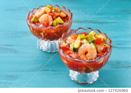 雞尾酒蝦(Coctel de Camarones)(墨西哥菜) 雞尾酒蝦(Coctel de Camarones)(墨西哥菜) 127426968