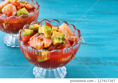 雞尾酒蝦（Coctel de Camarones）（墨西哥菜） 127427167