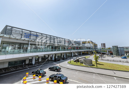 JR Takaoka Station (North Exit) on a clear day in Takaoka City, Toyama Prefecture 127427389