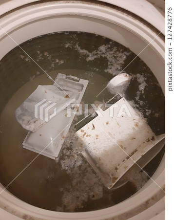 Cleaning inside the washing machine drum, mold stains, washing machine drum cleaning Cleaning inside the washing machine drum, mold stains, washing machine drum cleaning 127428776