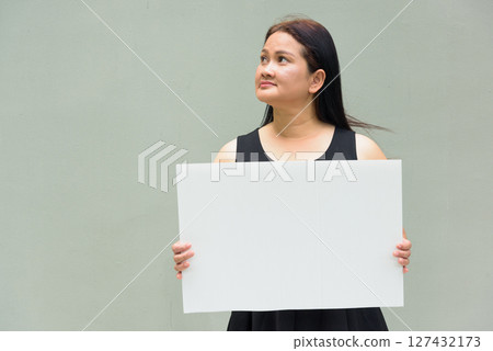 Portrait of Asian mature woman Portrait of Asian mature woman 127432173