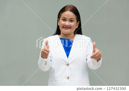 Portrait of mature Asian woman 127432300