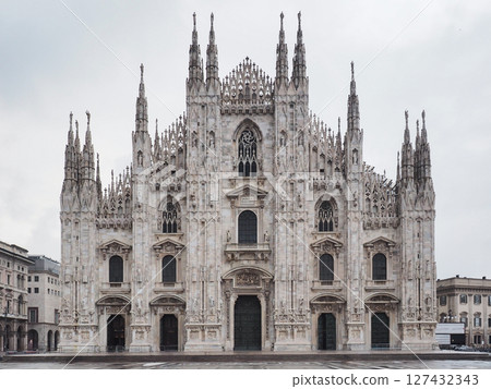 米蘭大教堂米蘭大教堂 127432343