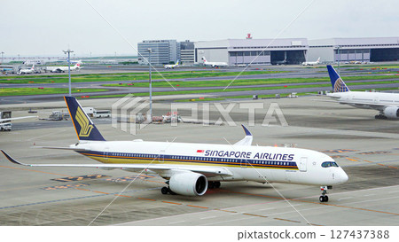 新加坡航空前往羽田機場停車場 127437388