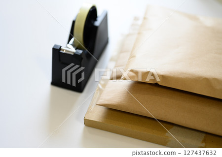 運輸：信封等。 127437632