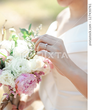 Bridal Elegance with Diamond Sparkle 127438761