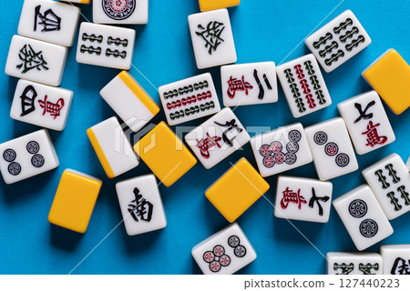 麻將牌排列整齊 127440223