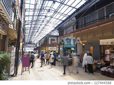 Atami Station Shopping Street 127444388