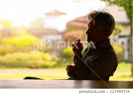 晚年生活 127444754