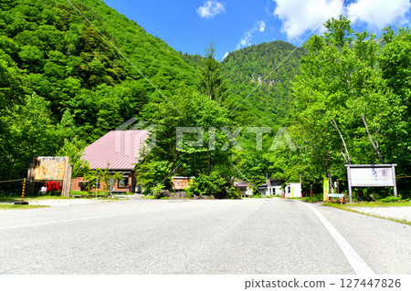 Nanakura trailhead/Near Nanakura mountain lodge (Omachi City, Nagano Prefecture) [2025.6] 127447826