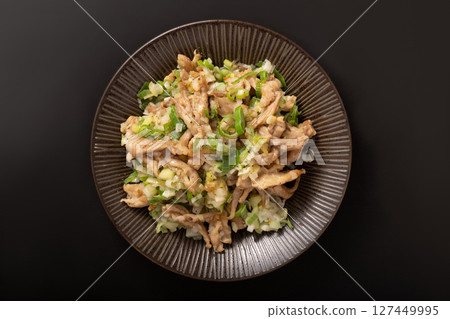 Grilled chicken neck with green onion and salt Grilled chicken neck with green onion and salt 127449995