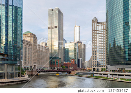 Scenic view of downtown Chicago during sunset 127455487