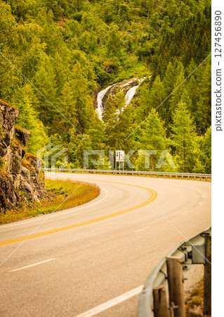 Road landscape in norwegian mountains Road landscape in norwegian mountains 127456890