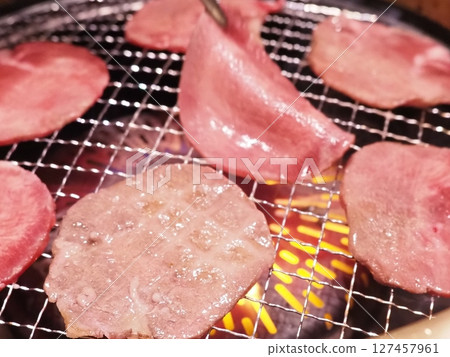 烤肉店的鹹舌 127457961