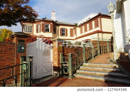 Kobe City's Kitano Ijinkan District: Rhine House 127464396