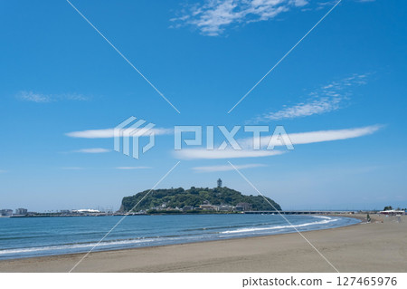 片瀨東濱海灘的藍天碧海 127465976