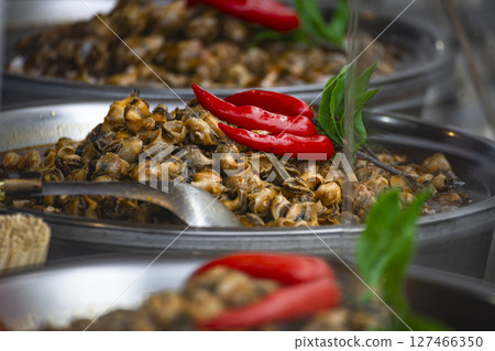 台灣夜市，奢華辣味小吃 127466350