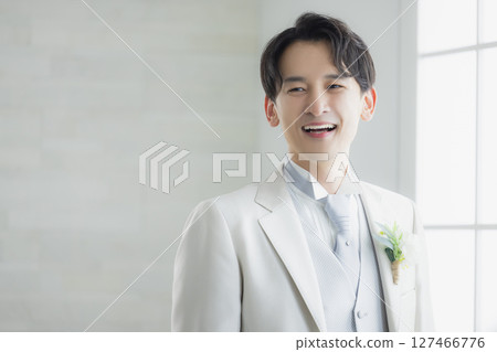 婚禮新郎 127466776
