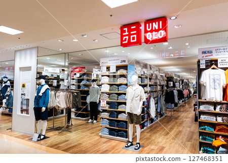 UNIQLO Marui Family Mizonokuchi Store Mizonokuchi Station Mizonokuchi, Takatsu Ward, Kawasaki City, Kanagawa Prefecture 127468351