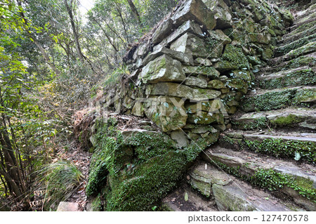 Takamine Castle, a mountain castle built by Ouchi Yoshinaga and Mori Motonari Takamine Castle, a mountain castle built by Ouchi Yoshinaga and Mori Motonari 127470578