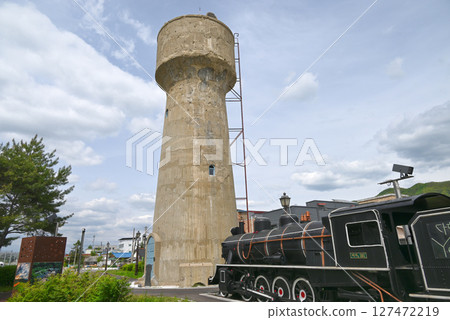 [韓國/永川郡] 永川站前的水塔和蒸汽機車，這裡還留有韓戰的彈孔 127472219