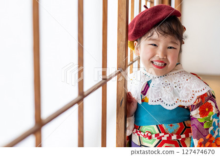 Cute girl in kimono for Shichigosan 7 years old Cute girl in kimono for Shichigosan 7 years old 127474670