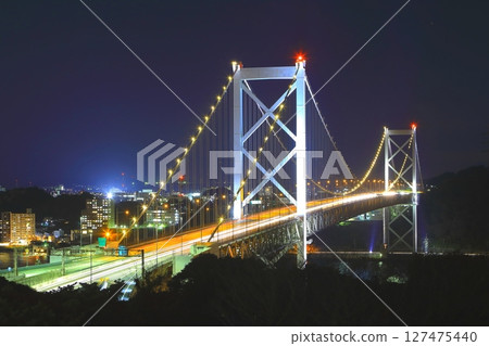 Kanmon橋樑在晚上 127475440