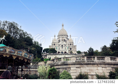 Paris landmark: Sacré-Coeur Basilica (view from Place Louise Michel) 127481082