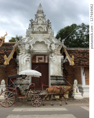 The Valuable Heritage The Valuable Heritage 127484062