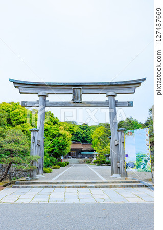 石川縣羽咋市能登國一宮氣多大社的初夏 石川縣羽咋市能登國一宮氣多大社的初夏 127487669