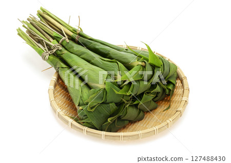 <Shimane Prefecture> Sasamaki from the Izumo region 127488430