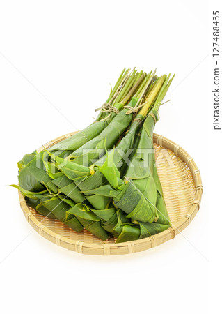 <Shimane Prefecture> Sasamaki from the Izumo region <Shimane Prefecture> Sasamaki from the Izumo region 127488435