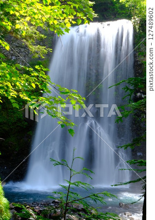 Zengorono Falls on the Norikura Plateau Zengorono Falls on the Norikura Plateau 127489602