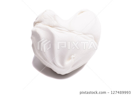 white zephyr marshmallows in a heart shape isolated on white background 127489993