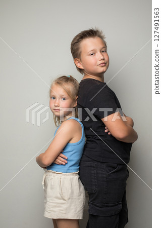 Young brother and sister friendship. Childhood and  happiness 127491563