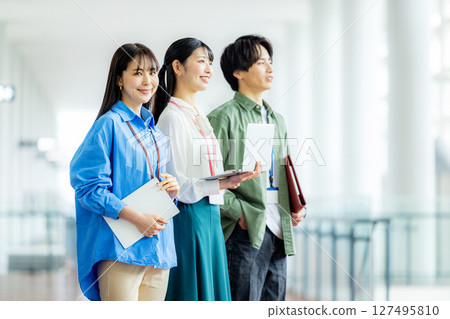 工作的商務人士 127495810