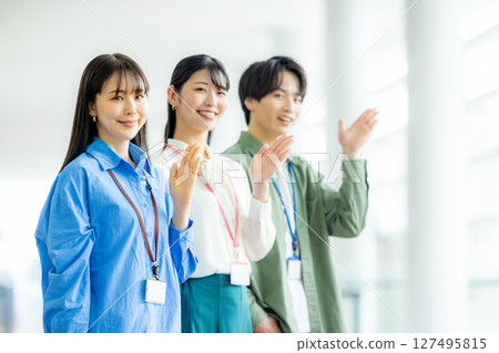 工作的商務人士 127495815